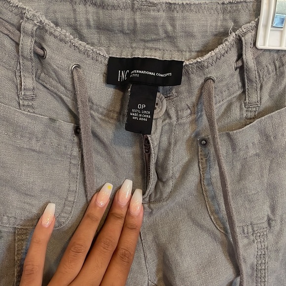 low rise pants - Picture 3 of 3